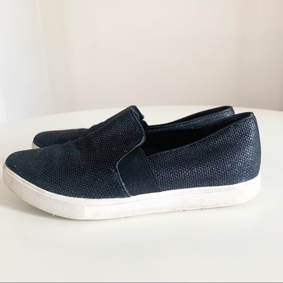 VINCE Blair Perforated Leather Slip-On Sneakers Women’s Size 6 - Picture 4 of 11